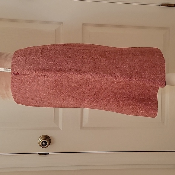 J Crew 100% Wool A-Line Chevron Skirt, Size 6, Excellent Condition! Brick Red - Picture 3 of 12